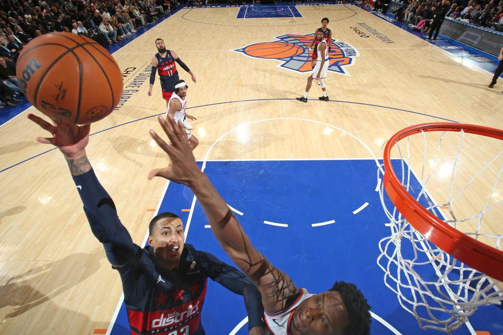 相比之下 相比之下