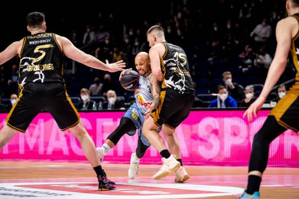 卫心目中的 卫心目中的